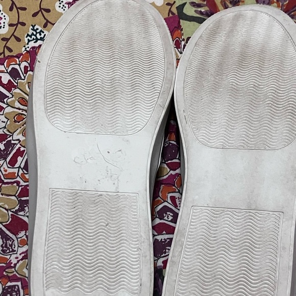 Steve Madden Men's Tan Slip-On Shoes - Picture 2 of 3